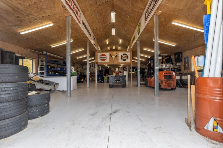 Photo of property in 75b Paremata Haywards Road, Pauatahanui, Porirua, 5381