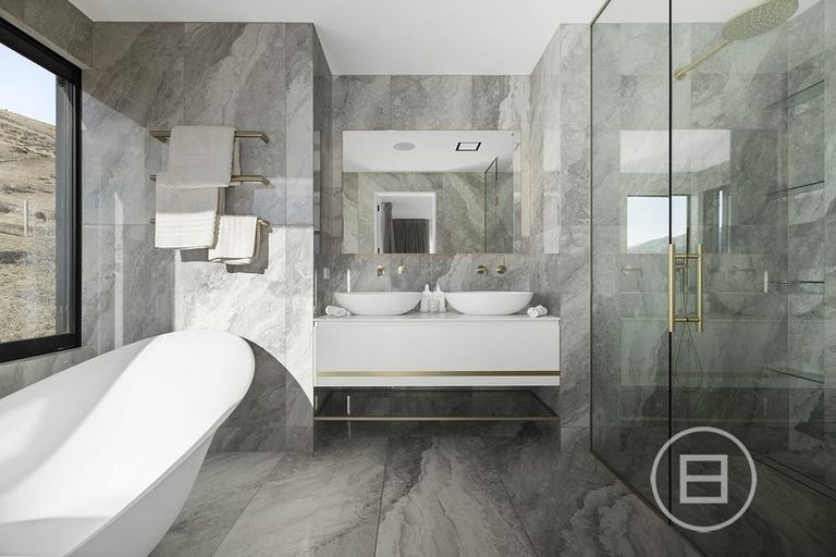 Photo of property in 5 Red Deer Rise, Kelvin Heights, Queenstown, 9300