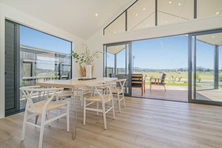 Photo of property in 9 Awatea Drive, Whitianga, 3510