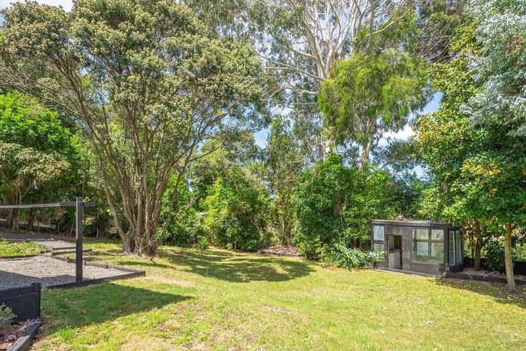 Photo of property in 30 Ruru Street, Waikanae, 5036