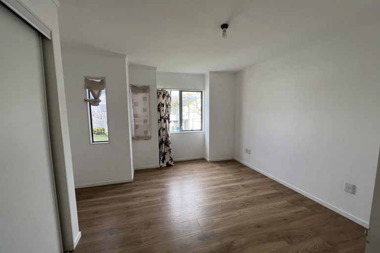 Photo of property in 46 Kona Crescent, Henderson, Auckland, 0610