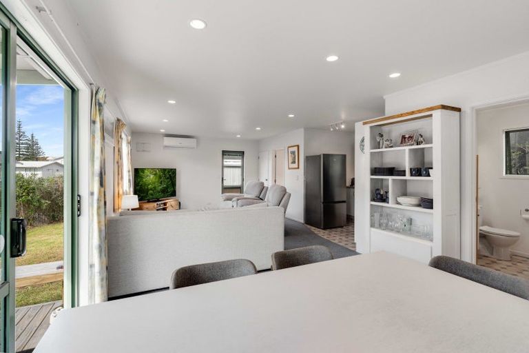 Photo of property in 103b Barbara Avenue, Whangamata, 3620