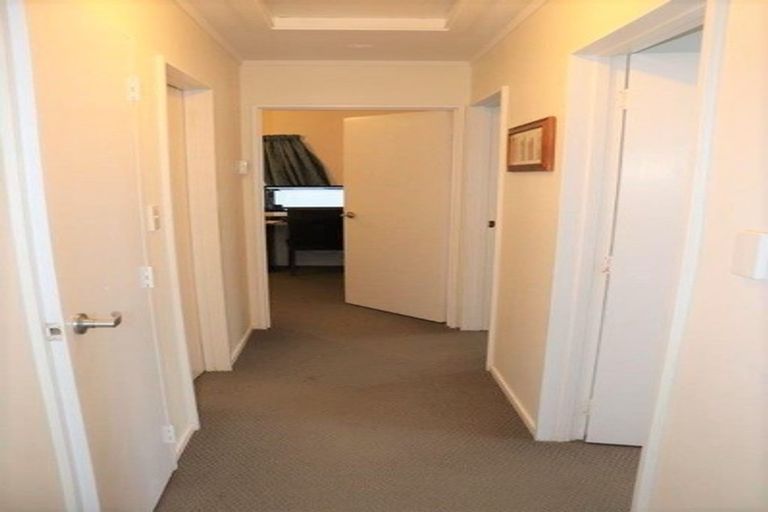 Photo of property in 2/54 Pooks Road, Ranui, Auckland, 0612