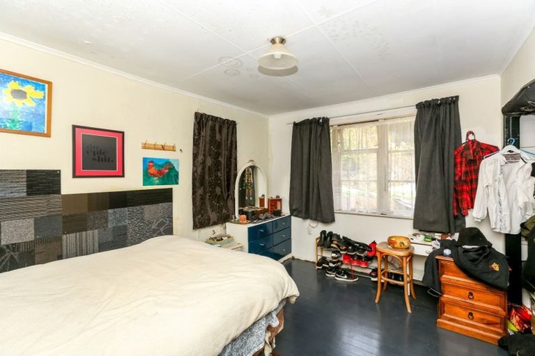 Photo of property in 35 Glenpark Avenue, Frankleigh Park, New Plymouth, 4310