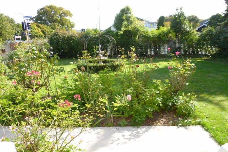 Photo of property in 34 Straven Road, Riccarton, Christchurch, 8011