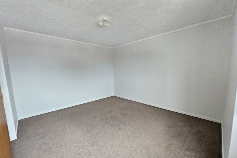 Photo of property in 6/2 Burdendale Grove, Churton Park, Wellington, 6037