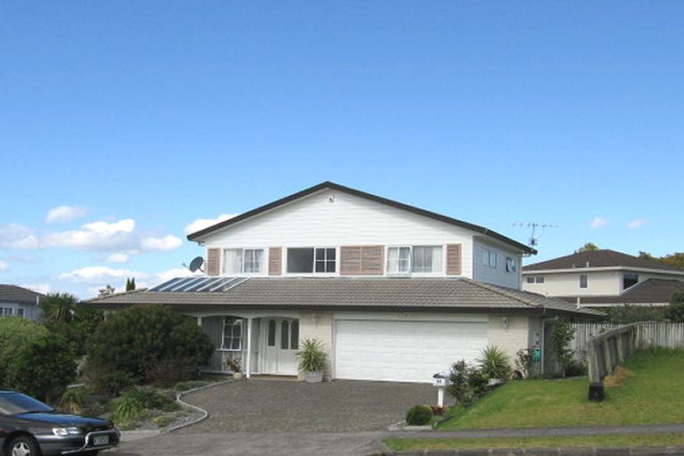 Photo of property in 80 Lagoon Way, West Harbour, Auckland, 0618