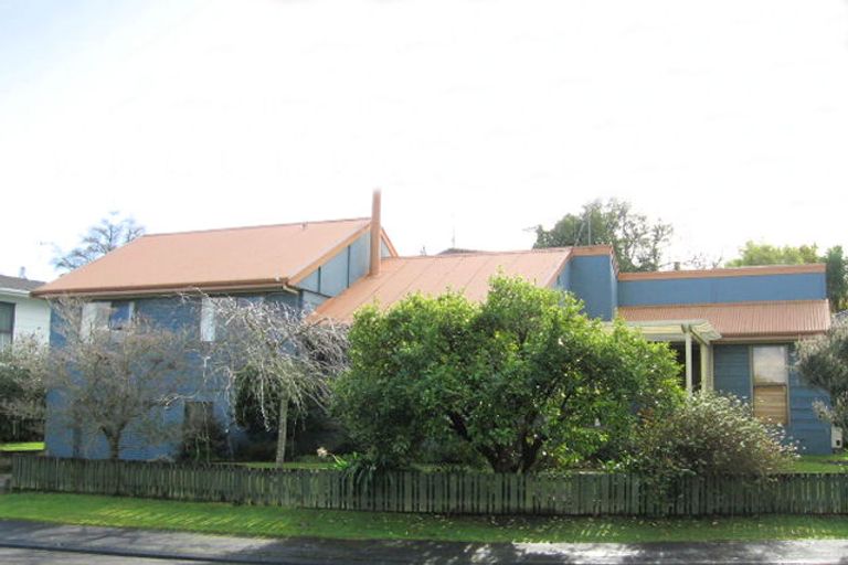 Photo of property in 6 Robyn Place, Dinsdale, Hamilton, 3204