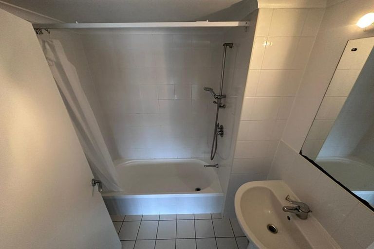 Photo of property in The Rennaissance, 7c/18 Ronwood Avenue, Manukau, Auckland, 2104