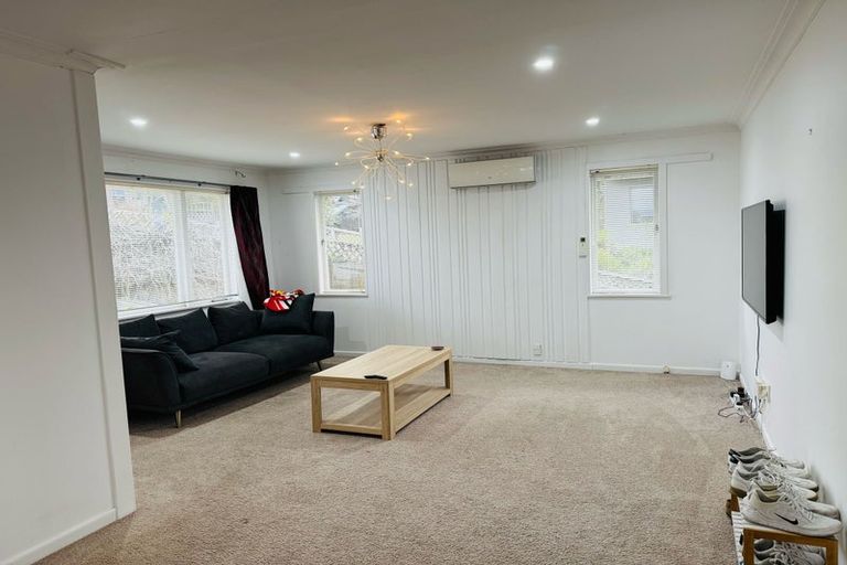 Photo of property in 38 Verran Road, Birkdale, Auckland, 0626