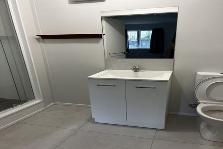 Photo of property in 3/49 Mandalay Terrace, Khandallah, Wellington, 6035