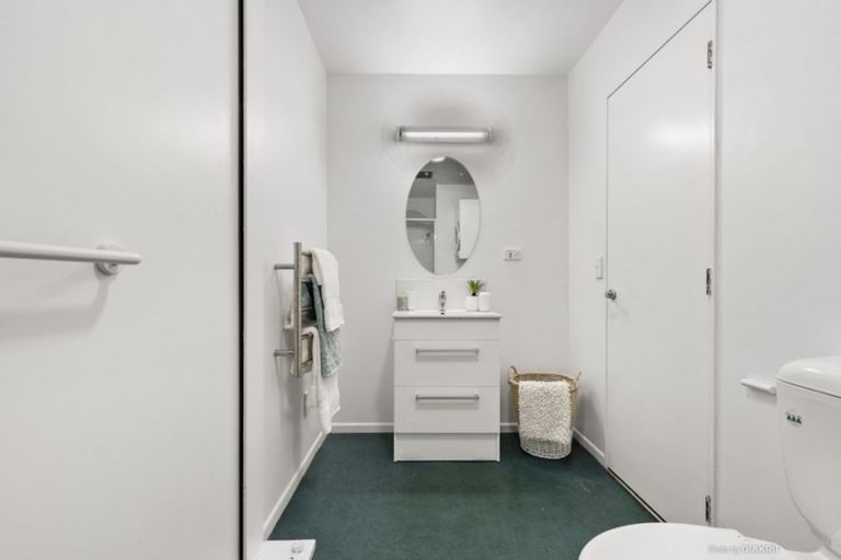 Photo of property in Aulsebrooks Apartments, 9/178 Wakefield Street, Te Aro, Wellington, 6011