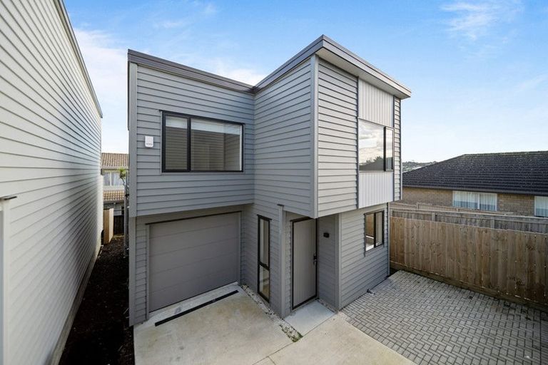 Photo of property in 44d Blakeborough Drive, Forrest Hill, Auckland, 0620