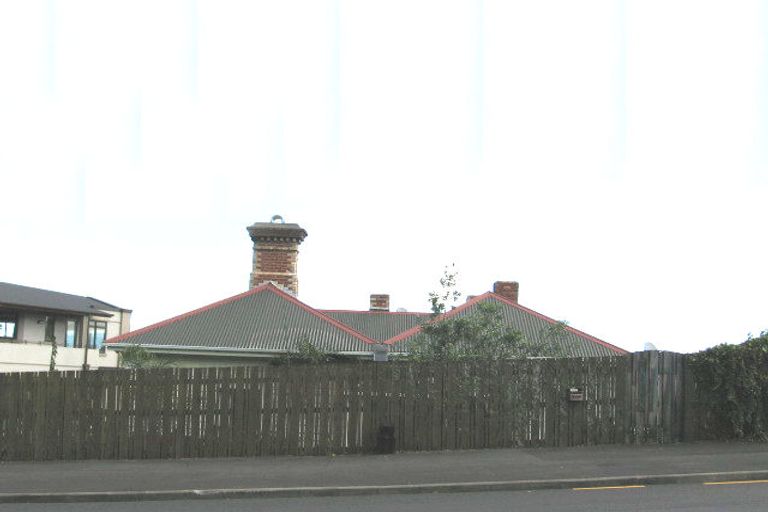 Photo of property in 117 Victoria Road, Devonport, Auckland, 0624