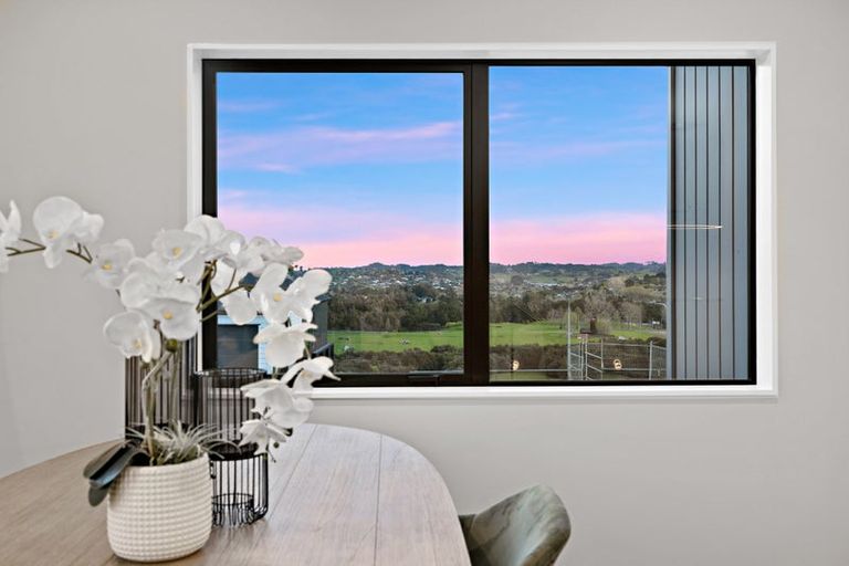 Photo of property in 33 Kapowai Way, Warkworth, 0985