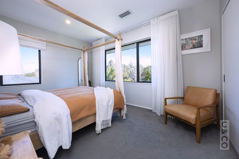 Photo of property in 2 Pitoitoi Drive, Riverhead, 0820