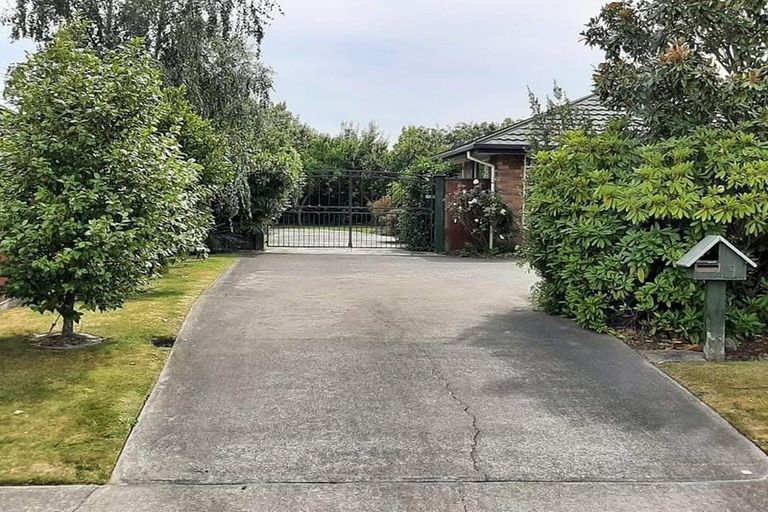 Photo of property in 5 Manahi Place, Woodend, 7610