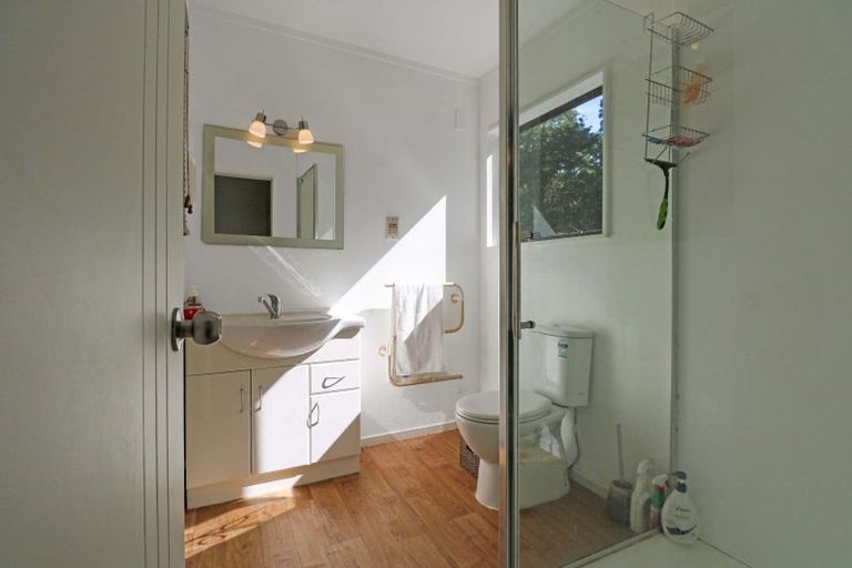 Photo of property in 7c Tiniroa Grove, Silverstream, Upper Hutt, 5019