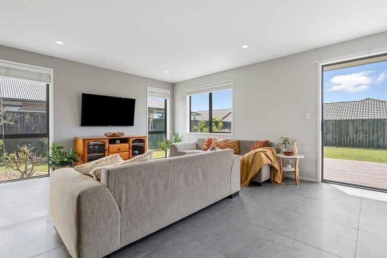 Photo of property in 36 Benmore Crescent, Pyes Pa, Tauranga, 3112