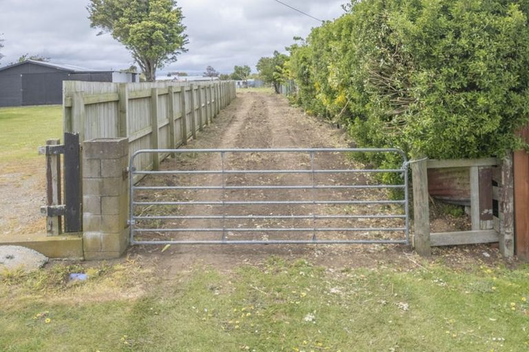 Photo of property in 16a Suther Street, Waverley, 4510