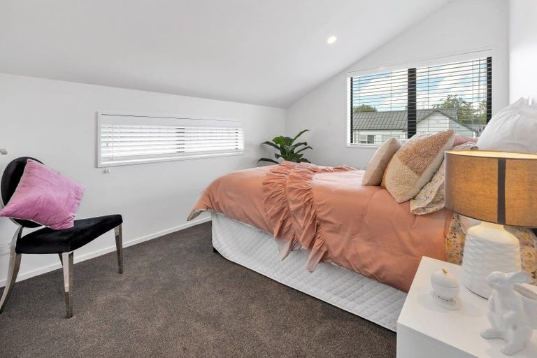 Photo of property in 3 Hirere Road, Whitford, Howick, 2571