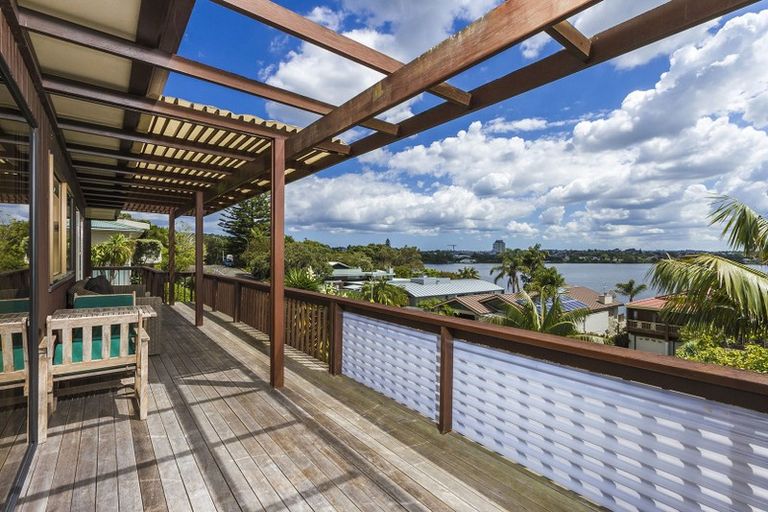 Photo of property in 17 Manurere Avenue, Takapuna, Auckland, 0622