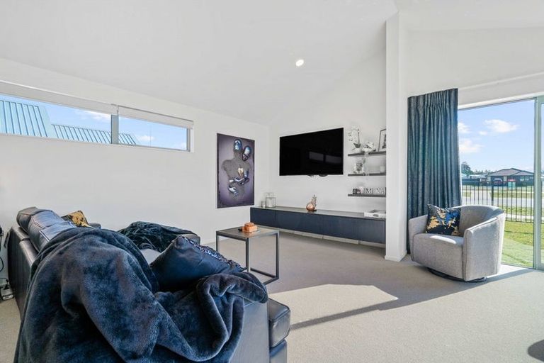 Photo of property in 8 John Raven Lane, Woodend, 7610