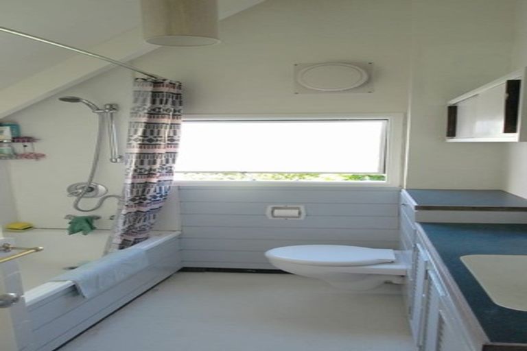 Photo of property in 2/10 Sherborne Street, St Albans, Christchurch, 8014