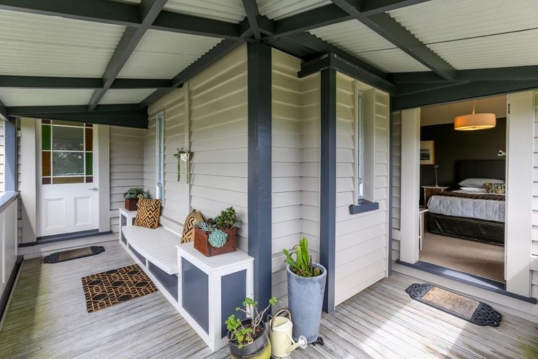 Photo of property in 17 Vivian Street, New Plymouth, 4310