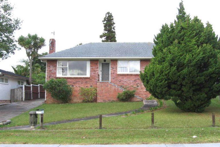 Photo of property in 84 Barrys Road, Glendene, Auckland, 0602