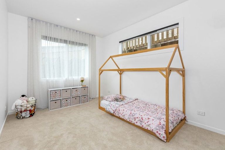 Photo of property in 31 Hewson Drive, Snells Beach, 0920