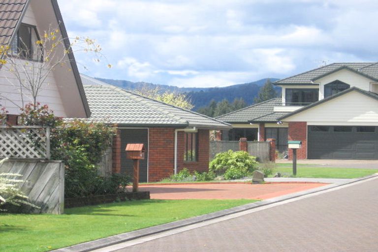 Photo of property in 48 Carter Drive, Pomare, Rotorua, 3015