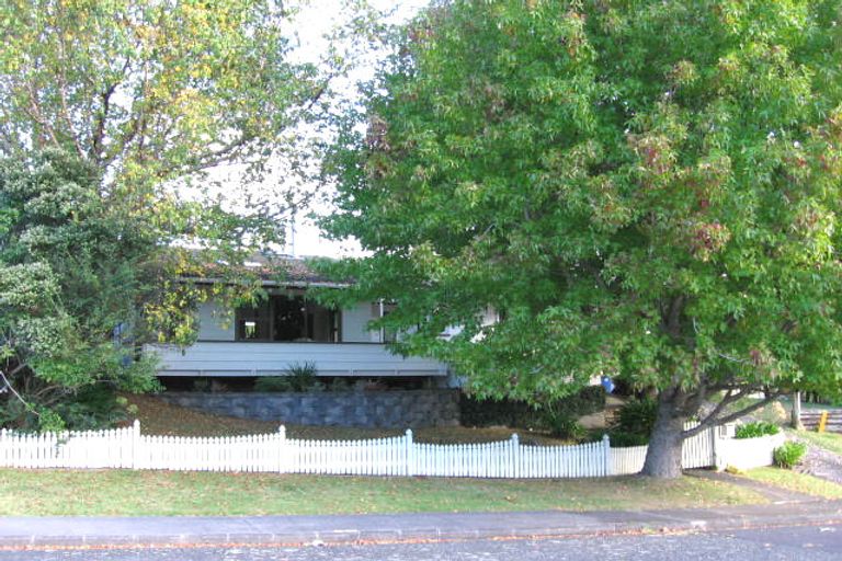 Photo of property in 17 Carina Crescent, Torbay, Auckland, 0630