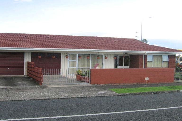 Photo of property in 1/1 Wintere Road, Papatoetoe, Auckland, 2025