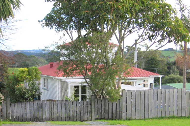 Photo of property in 36 Foster Crescent, Snells Beach, 0920