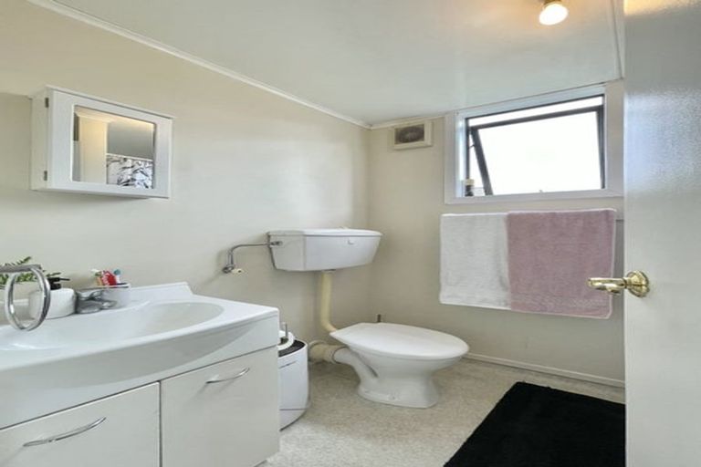 Photo of property in 29 Palmer Crescent, Silverstream, Upper Hutt, 5019