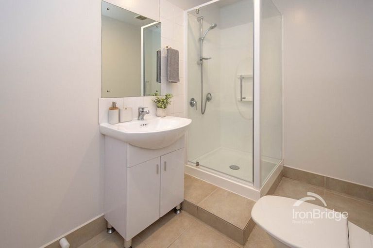 Photo of property in 506b Barbadoes Street, Edgeware, Christchurch, 8013