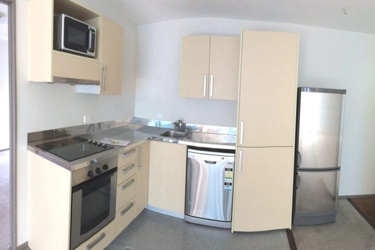 Photo of property in Dual Apartments, 303/142 Vivian Street, Te Aro, Wellington, 6011