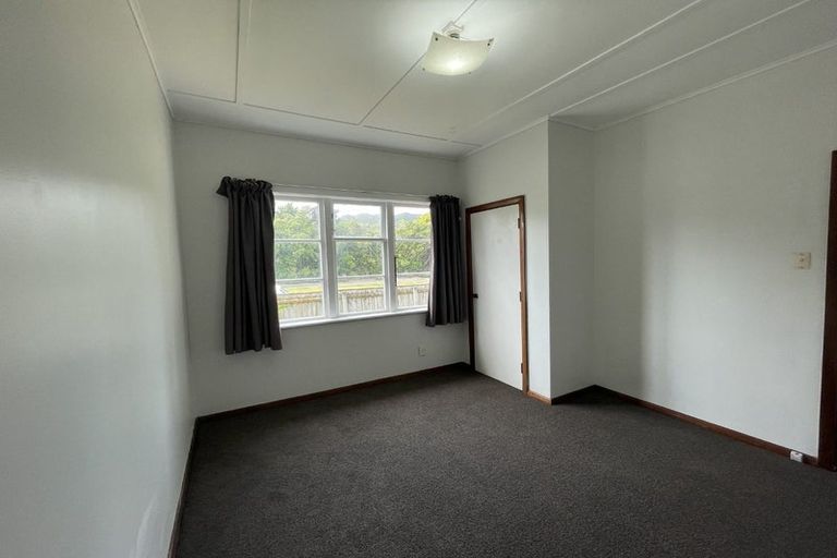 Photo of property in 64 Oxford Terrace, Epuni, Lower Hutt, 5011