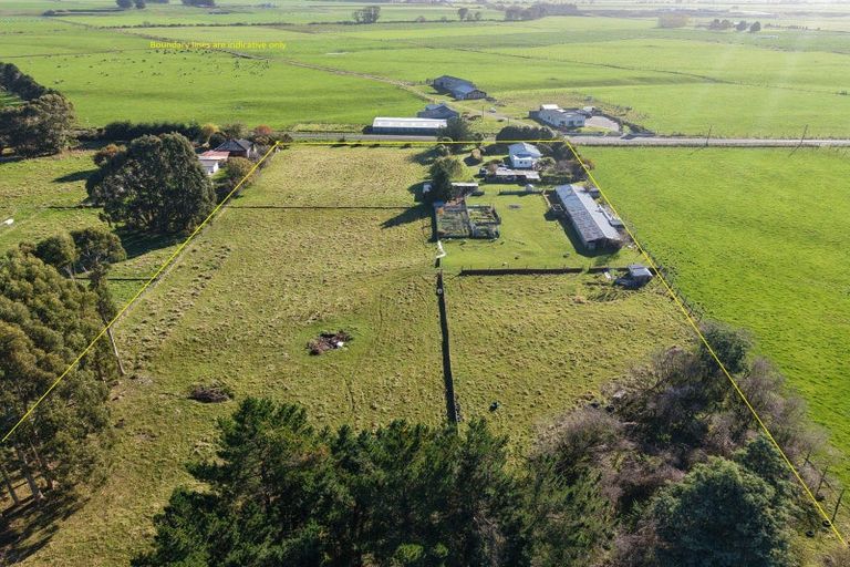 Photo of property in 73 Papatotara Road, Tuatapere, 9620