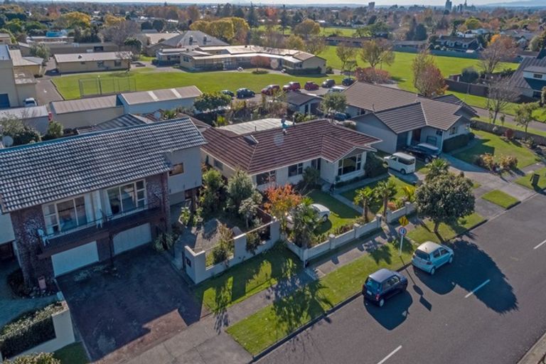 Photo of property in 47a Dittmer Drive, Awapuni, Palmerston North, 4412