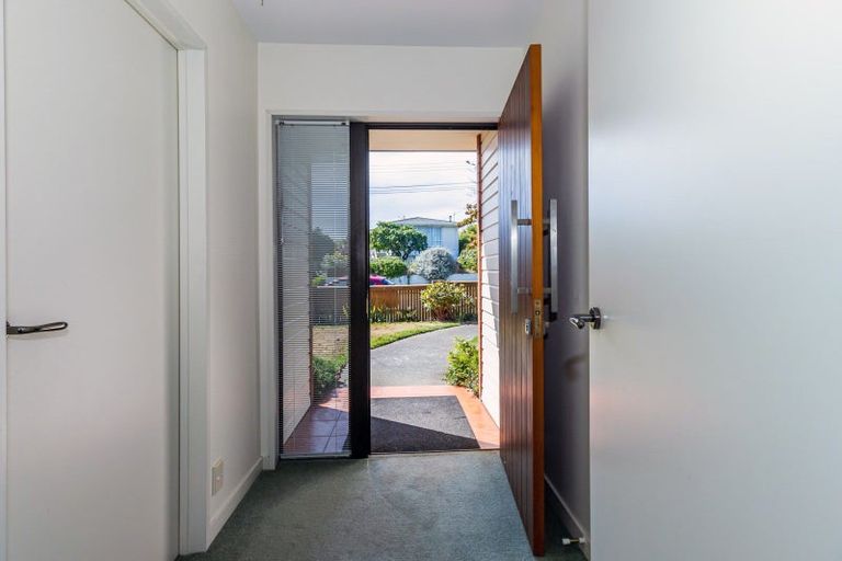 Photo of property in 16 Mountain View Road, Glenwood, Timaru, 7910