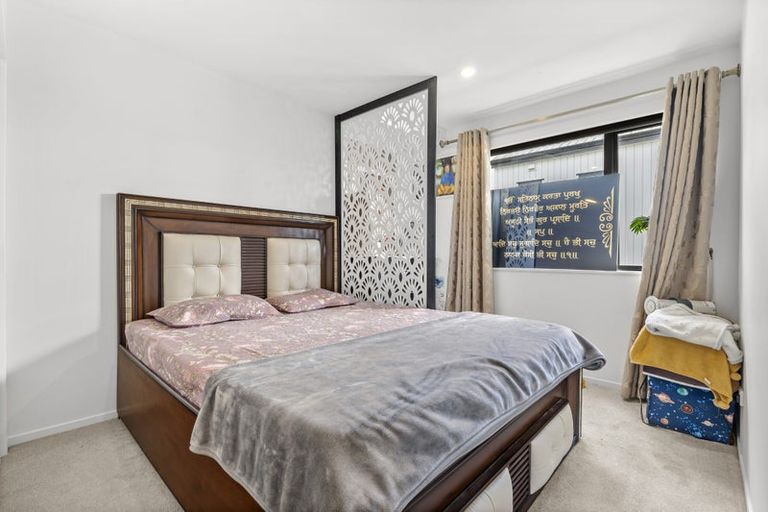 Photo of property in 36a Crestview Rise, Papakura, 2110