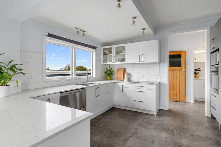 Photo of property in 142 Edgecumbe Road, Tauranga South, Tauranga, 3112
