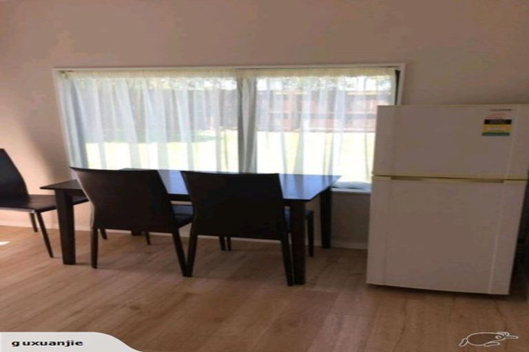 Photo of property in 28 Hope Farm Avenue, Pakuranga Heights, Auckland, 2010