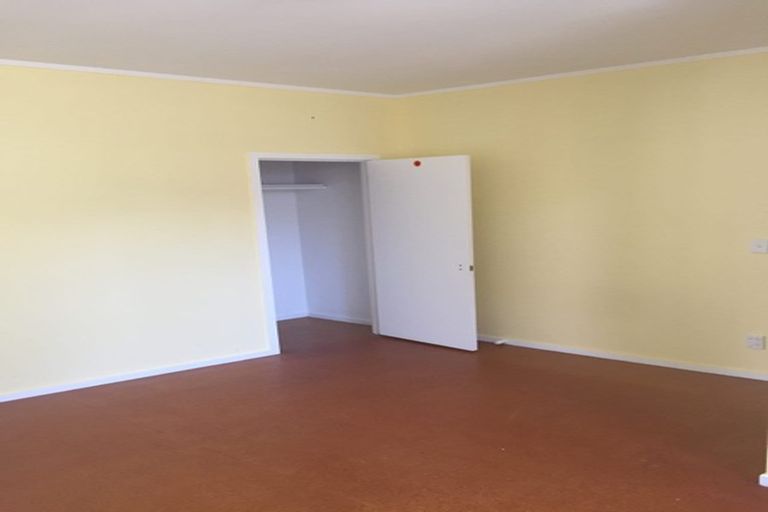 Photo of property in 1a Ogle Crescent, Te Kamo, Whangarei, 0112