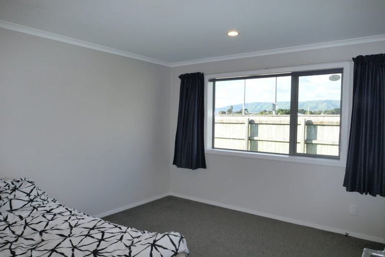 Photo of property in 94 Mazengarb Road, Paraparaumu Beach, Paraparaumu, 5032