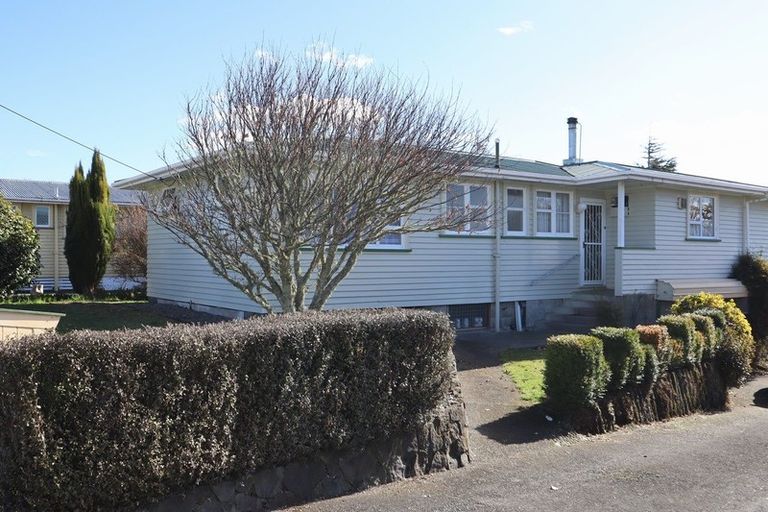 Photo of property in 32 Antonio Street, Stratford, 4332