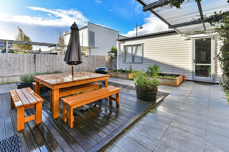 Photo of property in 31 Kauri Drive, Takanini, 2112