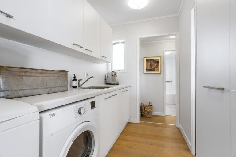 Photo of property in 212 Tangaroa Road, Whangamata, 3620